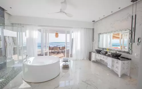 Emerald Maldives - Presidential Water Villa Bathroom Emerald Maldives - Presidential Water Villa Bathroom